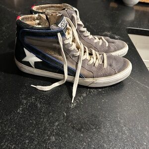 Golden Goose mens size 41
